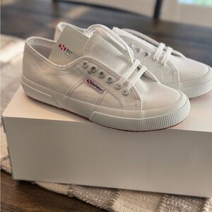 Superga 2750 COTU Classic Sneaker. New with Tags. Size 8.